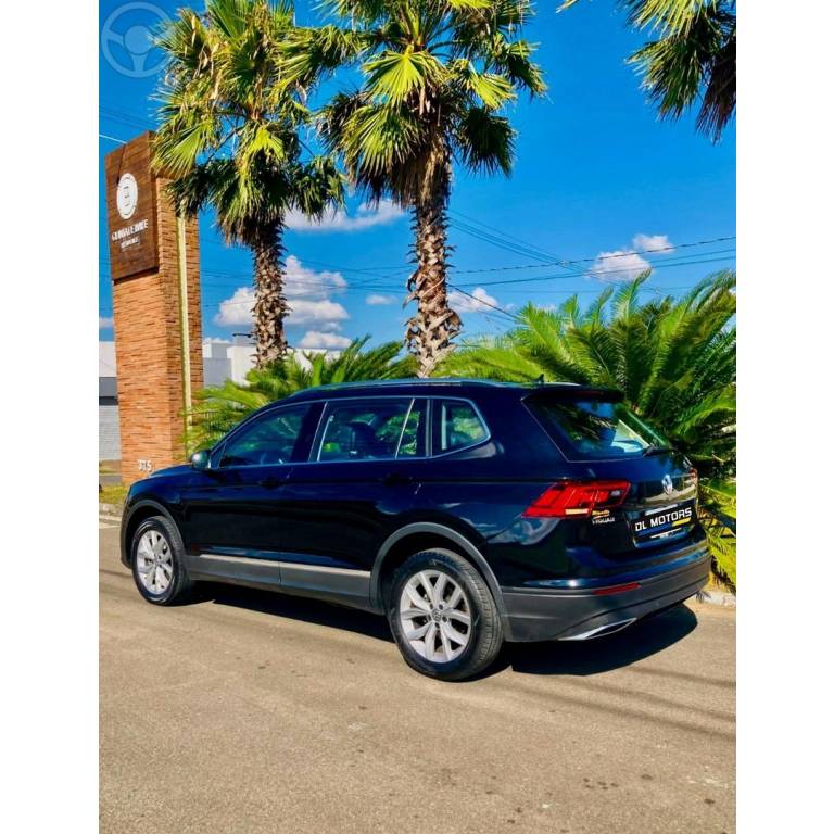 VOLKSWAGEN - TIGUAN - 2019/2020 - PRETA - R$ 146.000,00