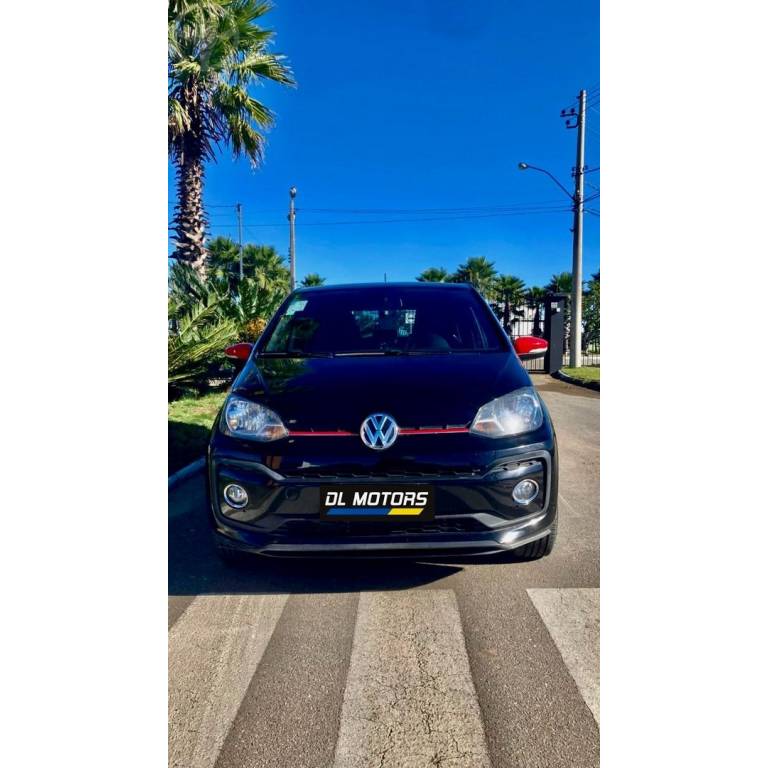 VOLKSWAGEN - UP - 2017/2018 - PRETA - R$ 67.900,00