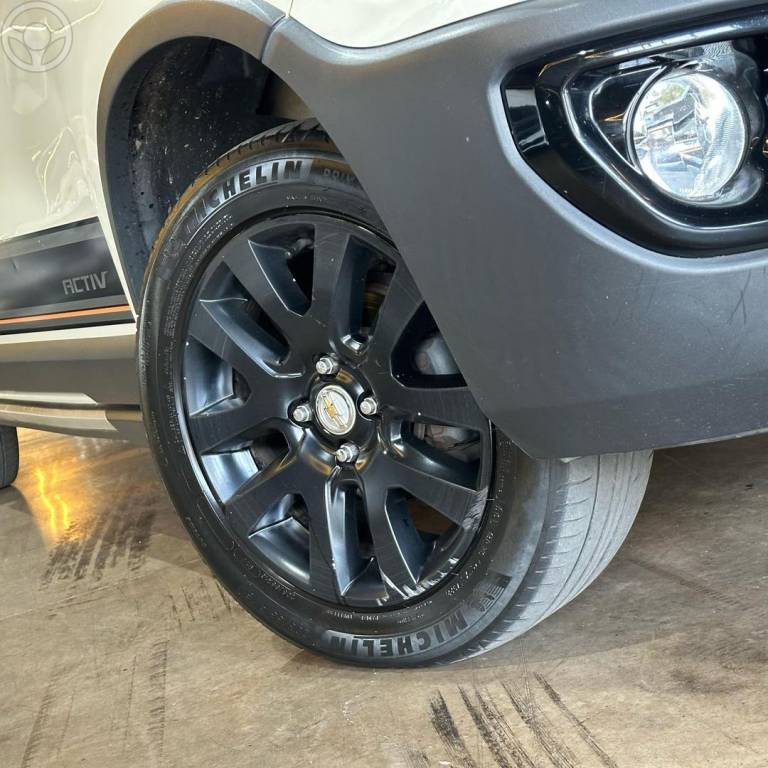 CHEVROLET - SPIN - 2016/2016 - BRANCA - R$ 62.800,00