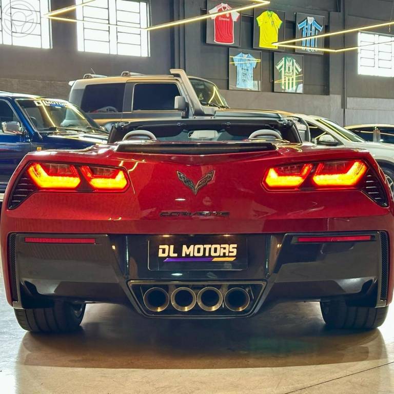 CHEVROLET - CORVETTE - 2014/2014 - VERMELHA - R$ 659.800,00