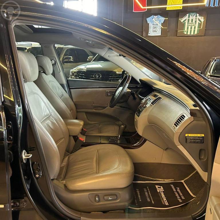 HYUNDAI - AZERA - 2009/2010 - PRETA - R$ 39.800,00