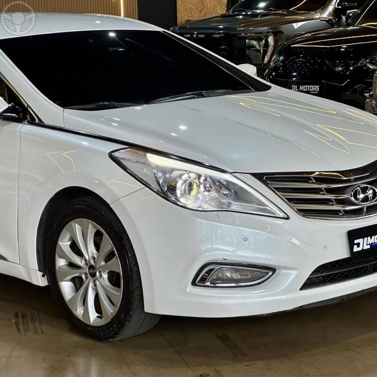 HYUNDAI - AZERA - 2013/2014 - BRANCA - R$ 79.800,00