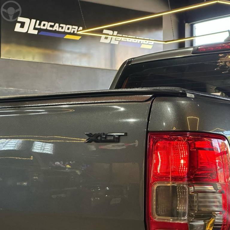 FORD - RANGER - 2021/2022 - CINZA - R$ 153.800,00