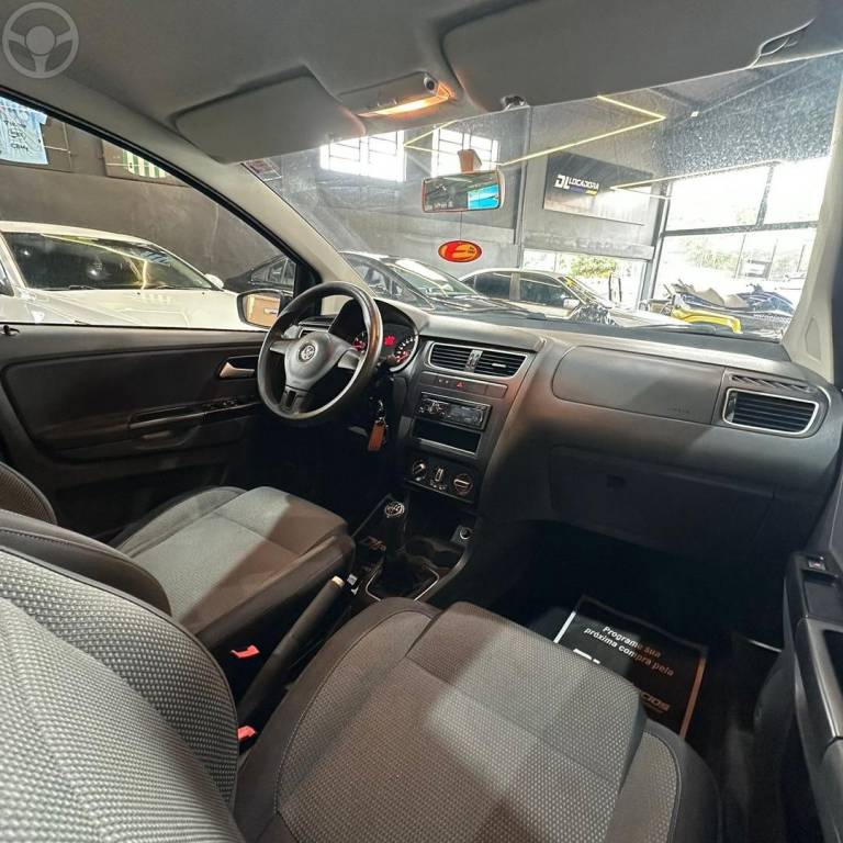 VOLKSWAGEN - SPACEFOX - 2012/2012 - PRETA - R$ 43.800,00