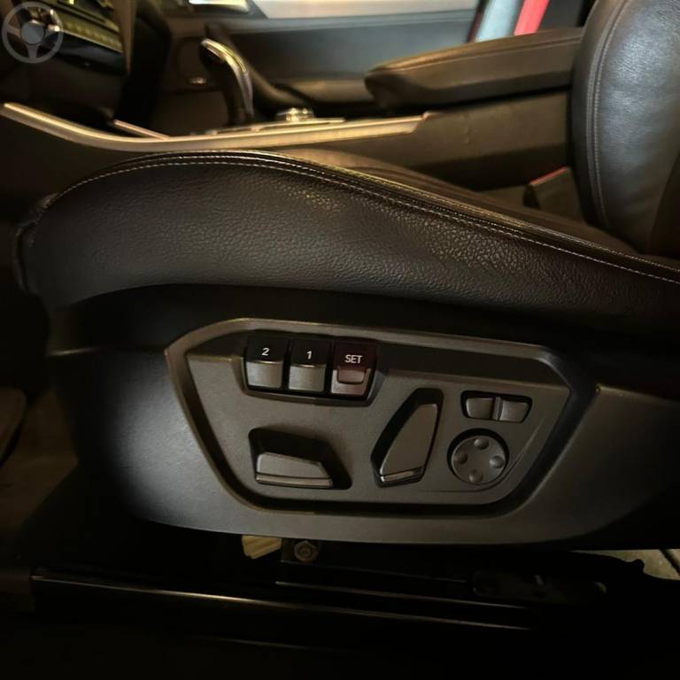 BMW - X4 3.0 M SPORT 35I 4X4 24V TURBO 4P AUTOMATICO - 2016/2016 - VERMELHA - R$ 179.800,00