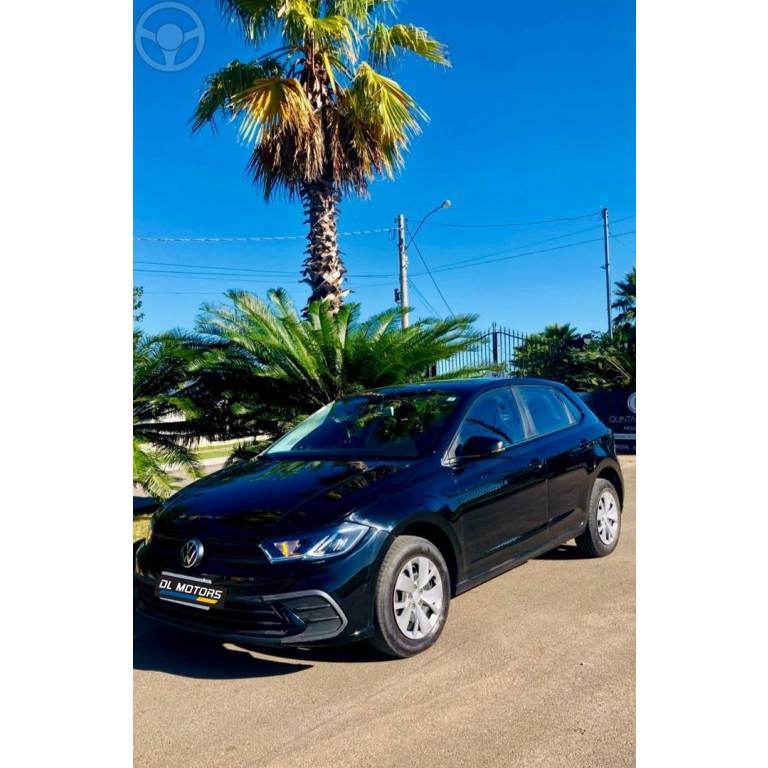 VOLKSWAGEN - POLO - 2022/2023 - PRETA - R$ 78.900,00