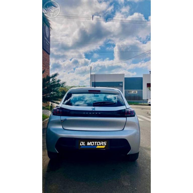 PEUGEOT - 208 - 2022/2022 - PRATA - R$ 77.900,00
