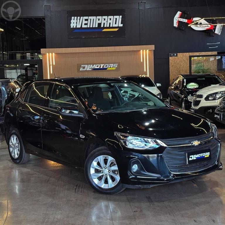 CHEVROLET - ONIX - 2019/2020 - PRETA - R$ 73.800,00