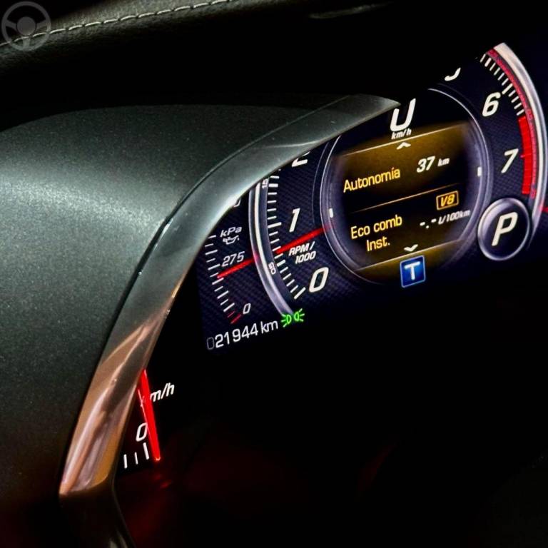 CHEVROLET - CORVETTE - 2014/2014 - VERMELHA - R$ 659.800,00
