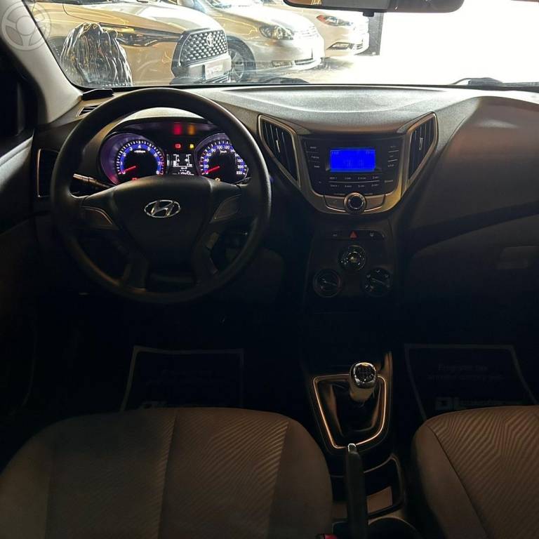 HYUNDAI - HB20 1.6 COMFORT PLUS 16V FLEX 4P MANUAL - 2015/2015 - PRATA - R$ 55.800,00