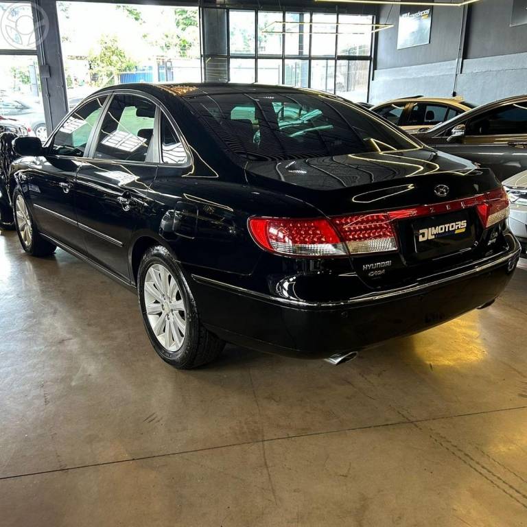 HYUNDAI - AZERA - 2009/2010 - PRETA - R$ 39.800,00