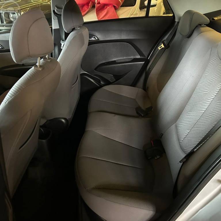 HYUNDAI - HB20 1.6 COMFORT PLUS 16V FLEX 4P MANUAL - 2015/2015 - PRATA - R$ 55.800,00