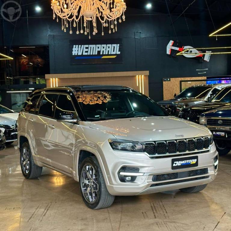 JEEP - COMMANDER - 2022/2022 - DOURADA - R$ 197.800,00