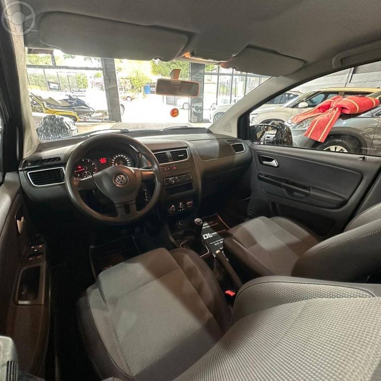 VOLKSWAGEN - SPACEFOX - 2012/2012 - PRETA - R$ 43.800,00