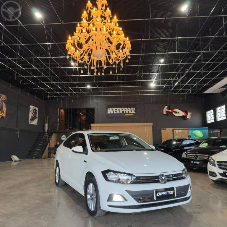 VOLKSWAGEN - VIRTUS - 2018/2018 - BRANCA - R$ 67.800,00