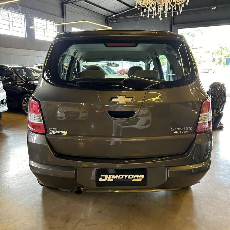 CHEVROLET - SPIN 1.8 LTZ 8V FLEX 4P AUTOMATICO - 2012/2013 - CINZA - R$ 55.800,00