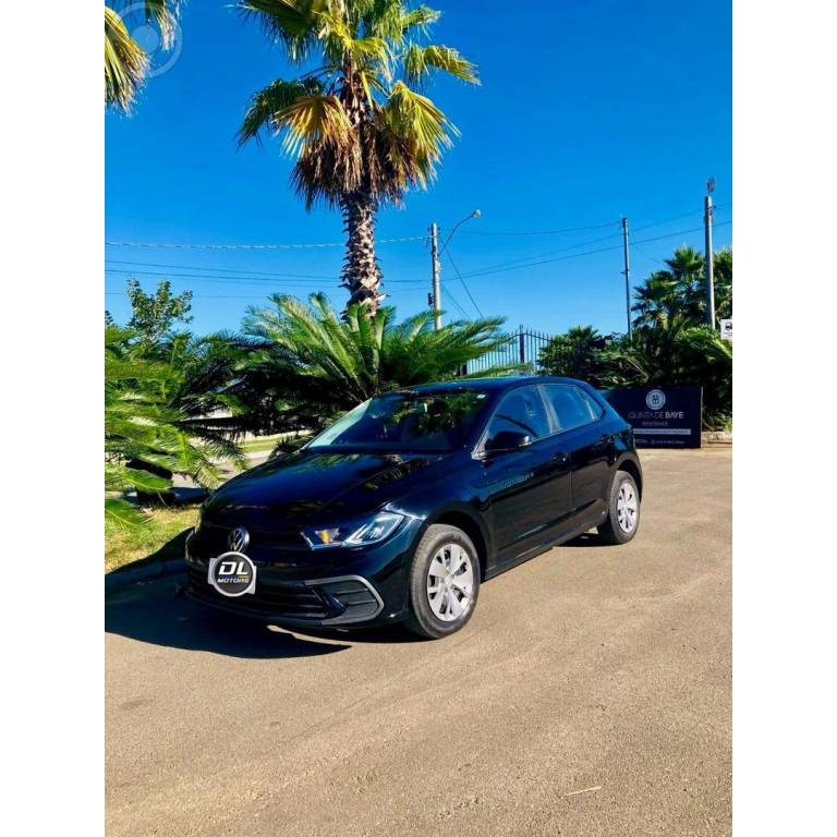 VOLKSWAGEN - POLO - 2022/2023 - PRETA - R$ 78.900,00