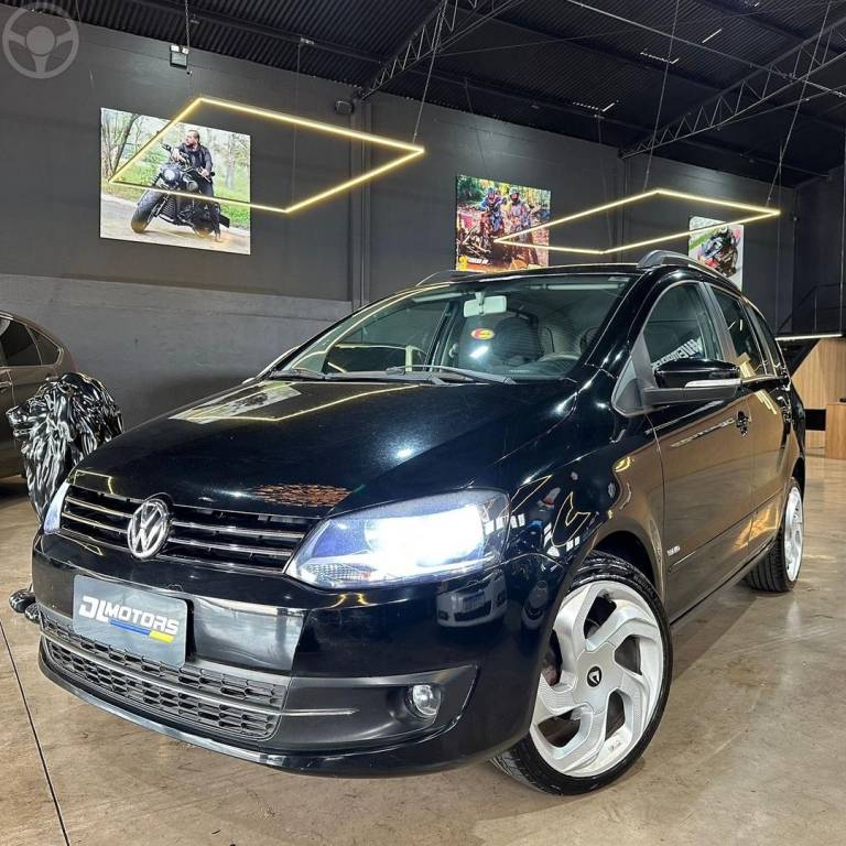 VOLKSWAGEN - SPACEFOX - 2012/2012 - PRETA - R$ 43.800,00