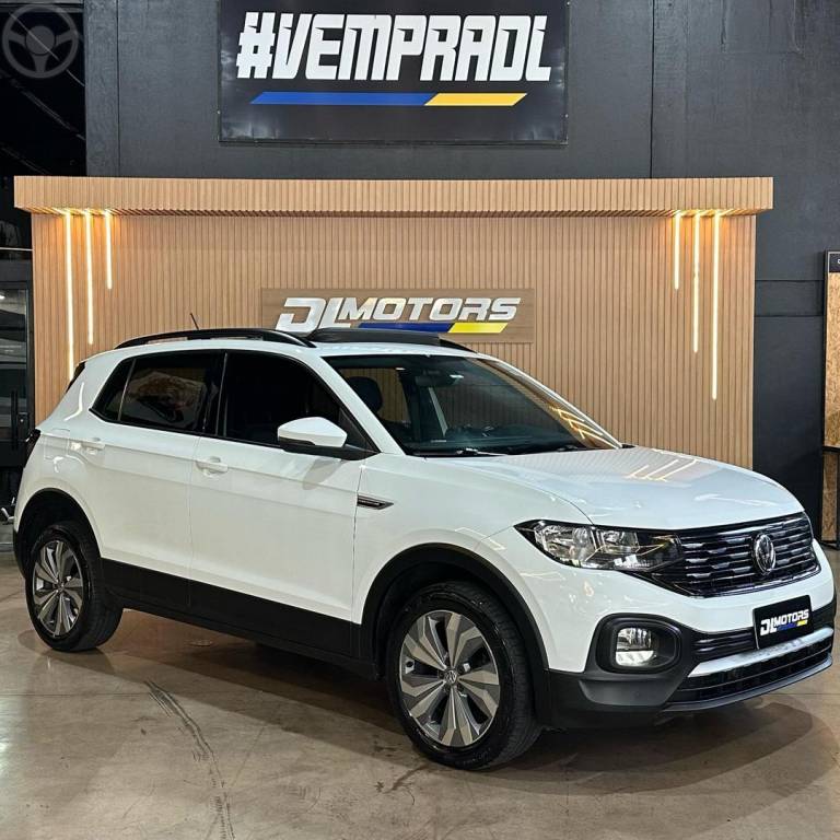 VOLKSWAGEN - T-CROSS - 2019/2020 - BRANCA - R$ 112.800,00