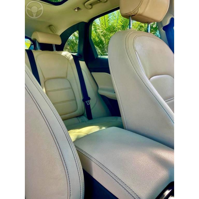 JAGUAR - F-PACE 2.0 16V TURBO DIESEL PRESTIGE AWD 4P AUTOMATICO - 2017/2018 - AZUL - R$ 198.000,00
