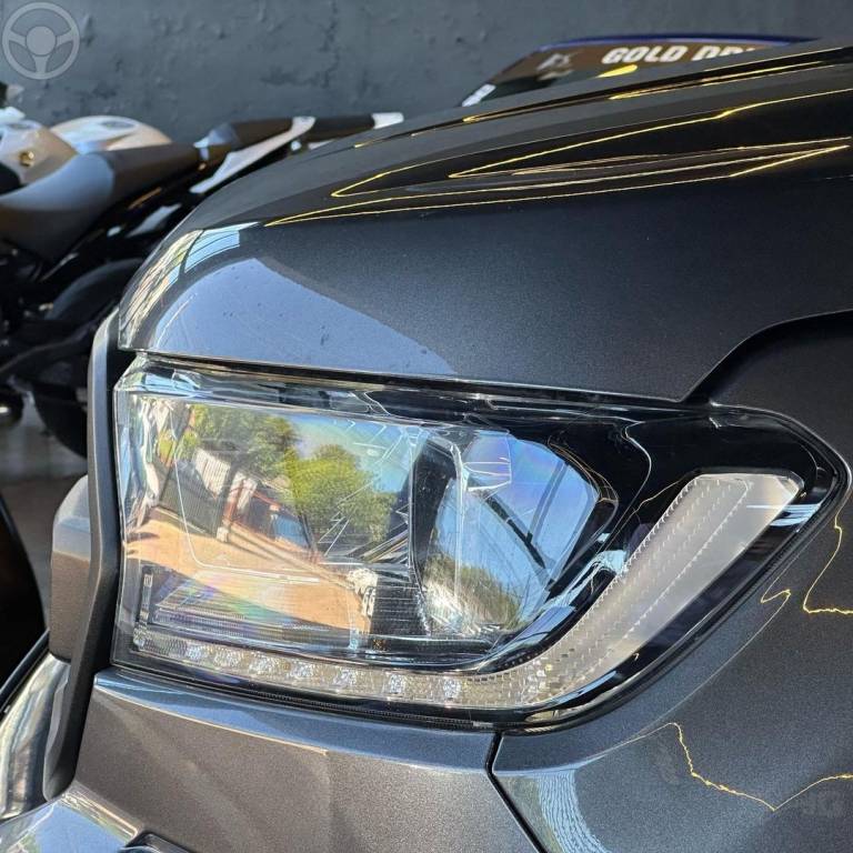 FORD - RANGER - 2021/2022 - CINZA - R$ 153.800,00