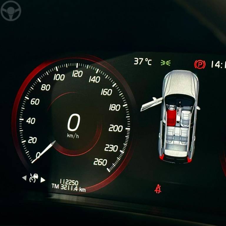 VOLVO - XC60 2.0 T5 MOMENTUM 4P AUTOMATICO - 2018/2019 - AZUL - R$ 172.800,00