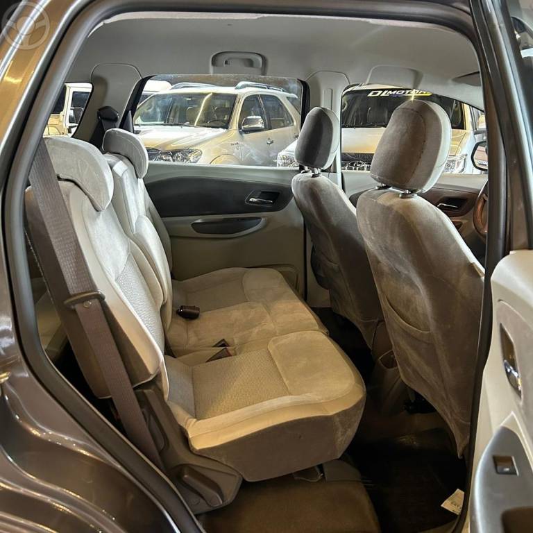 CHEVROLET - SPIN 1.8 LTZ 8V FLEX 4P AUTOMATICO - 2012/2013 - CINZA - R$ 55.800,00