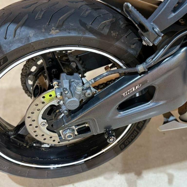 HONDA - CBR 600RR - 2007/2007 - BRANCA - R$ 40.800,00