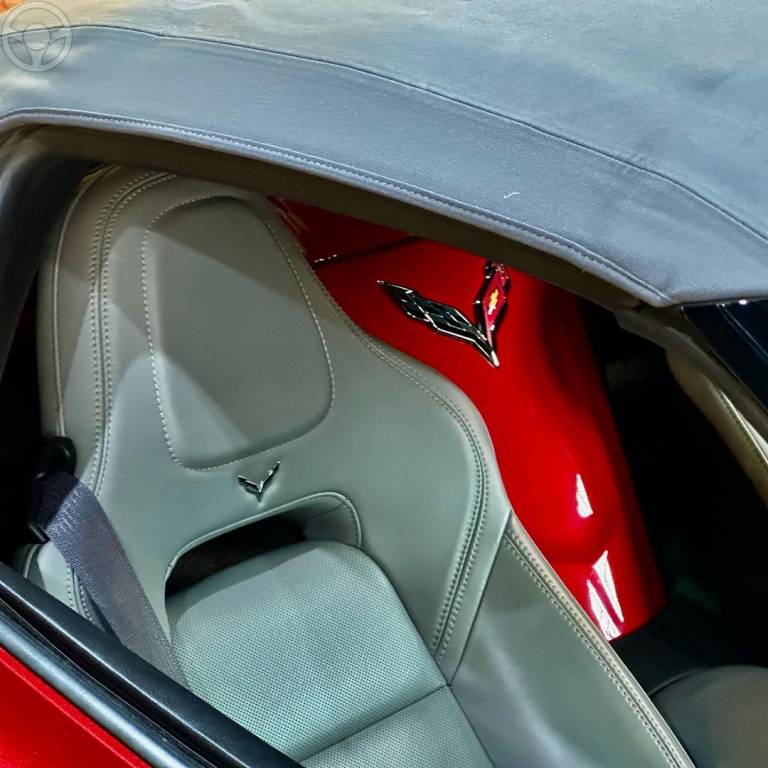 CHEVROLET - CORVETTE - 2014/2014 - VERMELHA - R$ 659.800,00