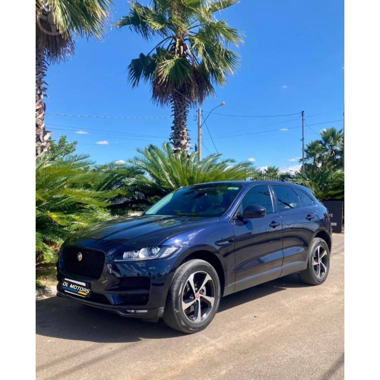JAGUAR - F-PACE 2.0 16V TURBO DIESEL PRESTIGE AWD 4P AUTOMATICO - 2017/2018 - AZUL - R$ 198.000,00
