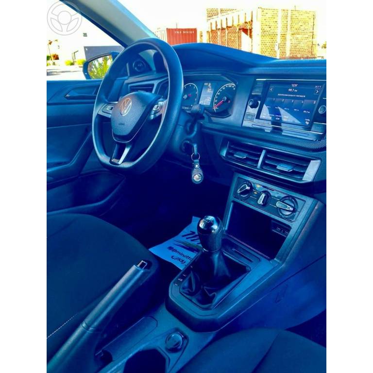 VOLKSWAGEN - POLO - 2022/2023 - PRETA - R$ 78.900,00