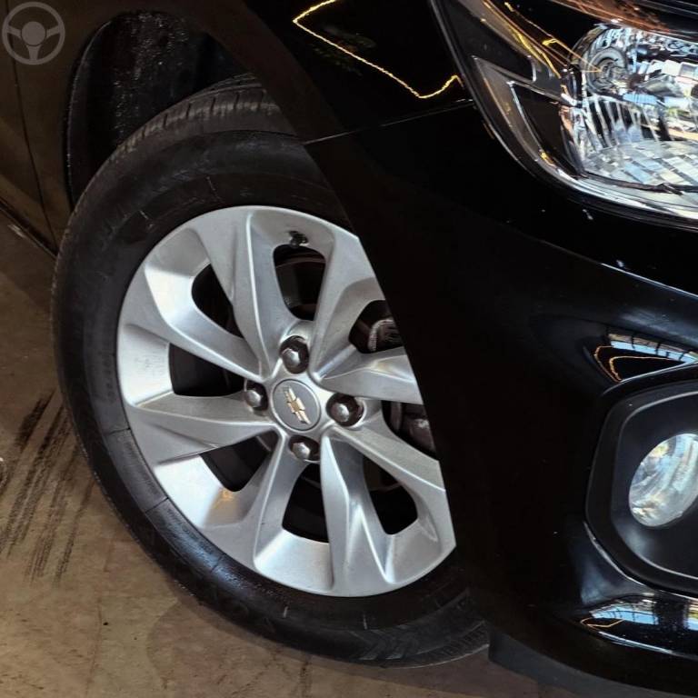 CHEVROLET - ONIX - 2019/2020 - PRETA - R$ 73.800,00