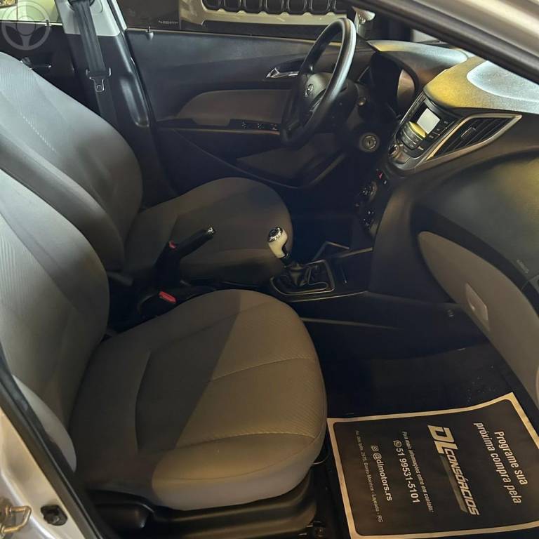 HYUNDAI - HB20 1.6 COMFORT PLUS 16V FLEX 4P MANUAL - 2015/2015 - PRATA - R$ 55.800,00