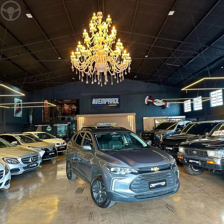 CHEVROLET - TRACKER - 2022/2023 - CINZA - R$ 109.800,00