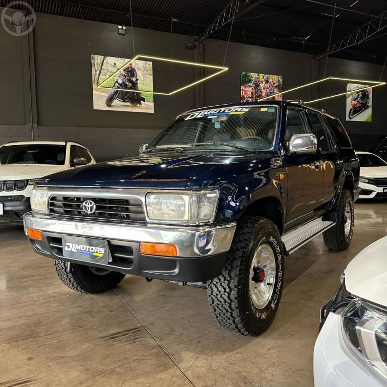 TOYOTA - HILUX SW4 2.7 SR 4X2 16V FLEX 4P MANUAL - 1993/1993 - AZUL - R$ 85.800,00