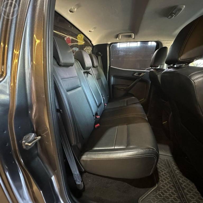 FORD - RANGER - 2021/2022 - CINZA - R$ 153.800,00