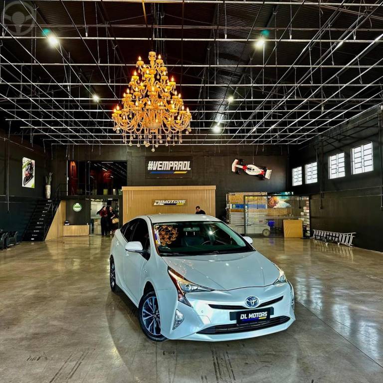 TOYOTA - PRIUS - 2017/2017 - BRANCA - R$ 93.800,00