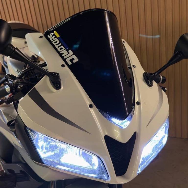 HONDA - CBR 600RR - 2007/2007 - BRANCA - R$ 40.800,00