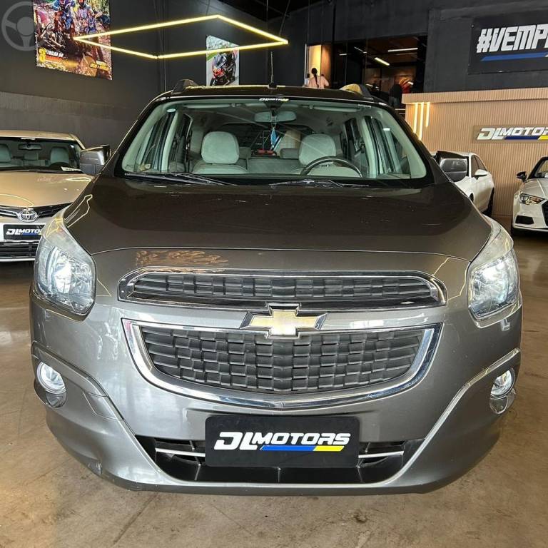 CHEVROLET - SPIN 1.8 LTZ 8V FLEX 4P AUTOMATICO - 2012/2013 - CINZA - R$ 55.800,00