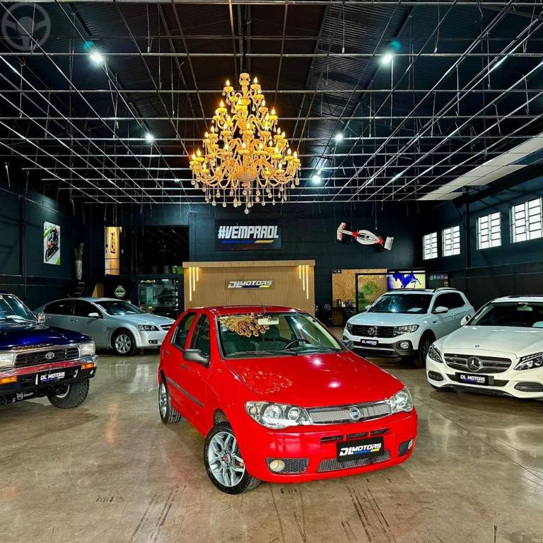 FIAT - PALIO - 2007/2008 - VERMELHA - R$ 27.800,00