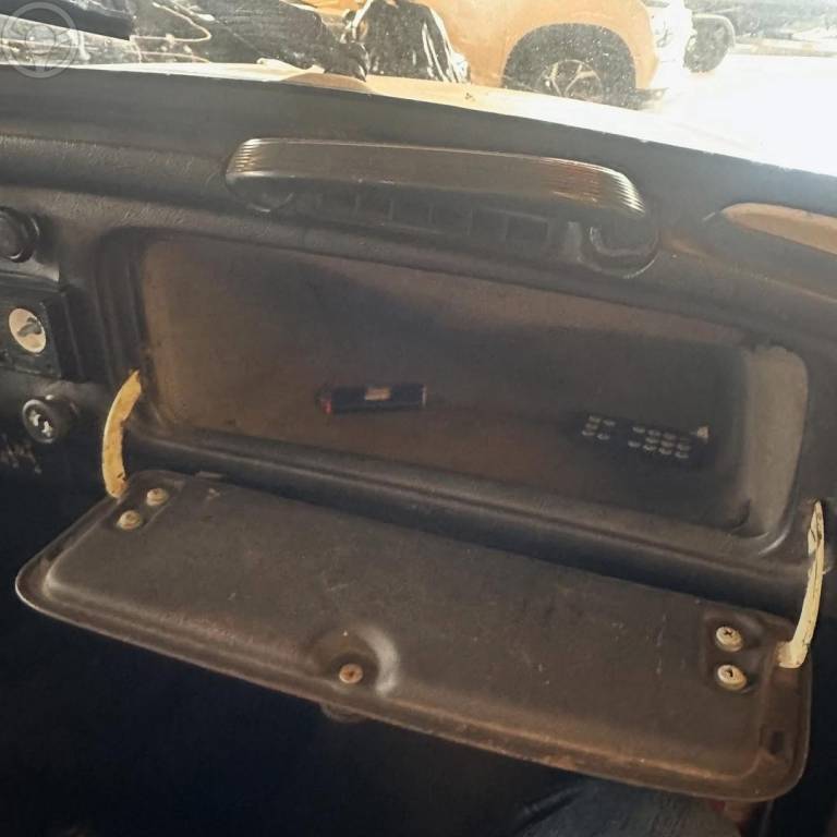 VOLKSWAGEN - FUSCA 1300 - 1976/1976 - BRANCA - R$ 17.800,00